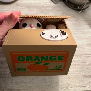 Cat coin bank (electric)